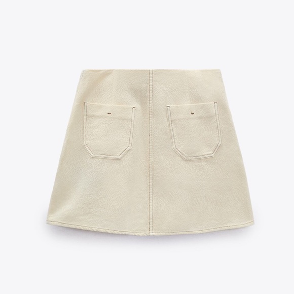 ***HOST PICK!!!*** NWT Zara Contrast Topstitching Mini Skirt - Size large Cream - Picture 4 of 9